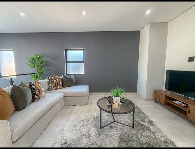 4 BEDROOM FREEHOLD FOR SALE IN FOUNTAINBROOK ESTATE